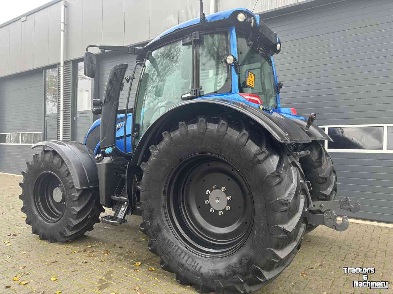 Tractor / Trekker Valtra N174 Versu