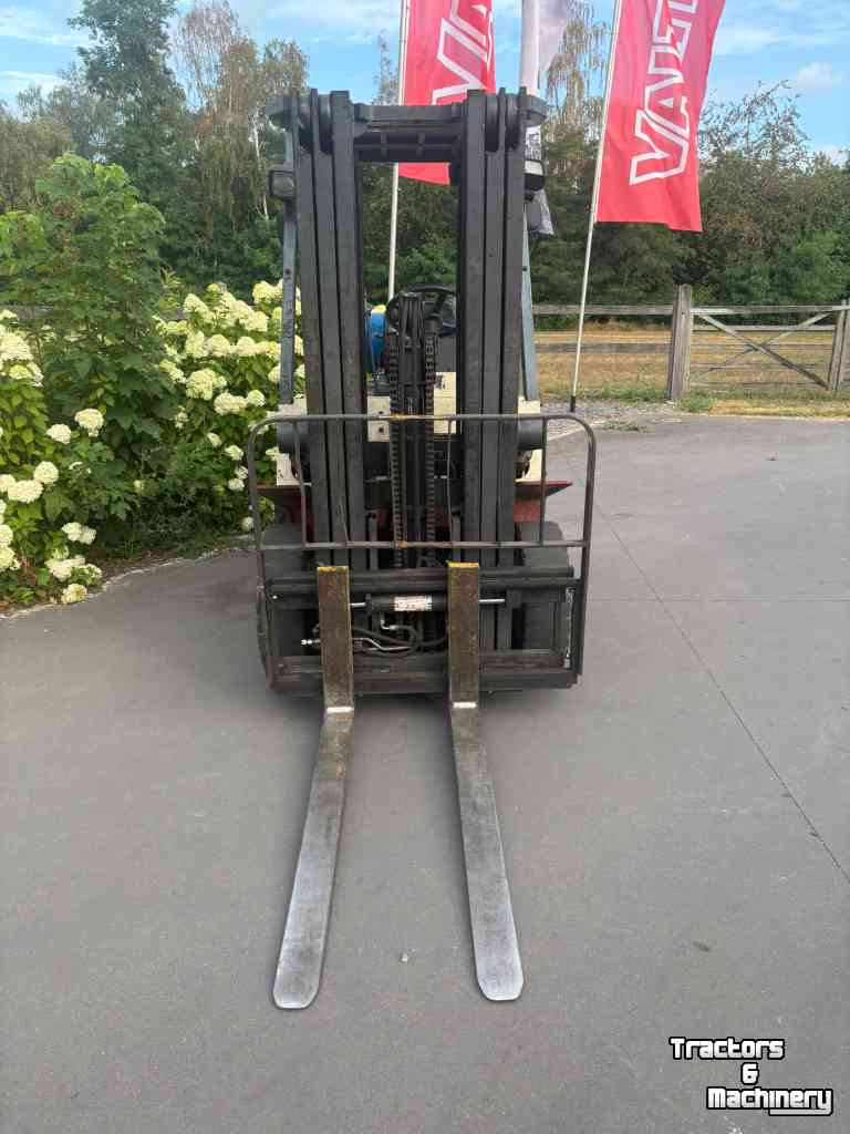 Heftruck Nissan PJ01A20U