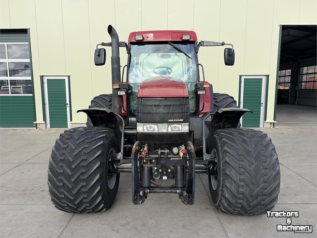 Tractor / Trekker Case-IH MX 135