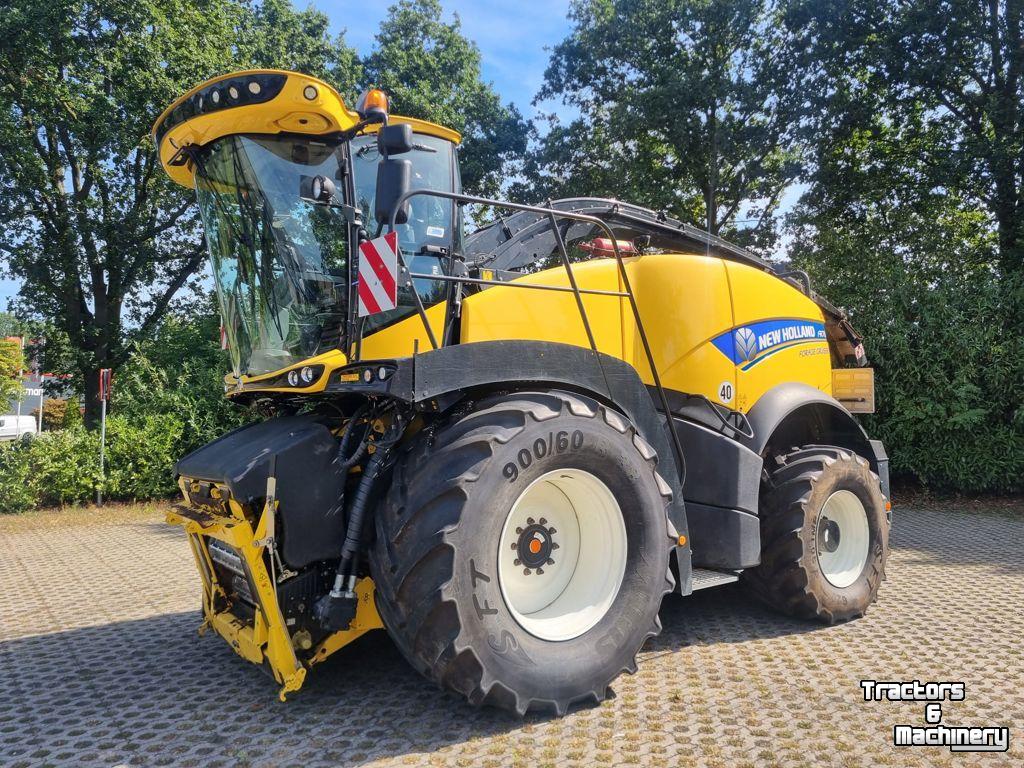 Veldhakselaar New Holland FR 780