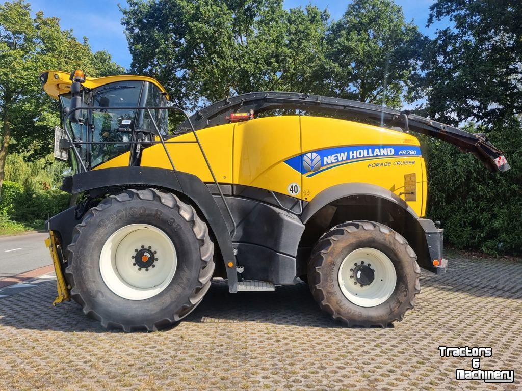 Veldhakselaar New Holland FR 780