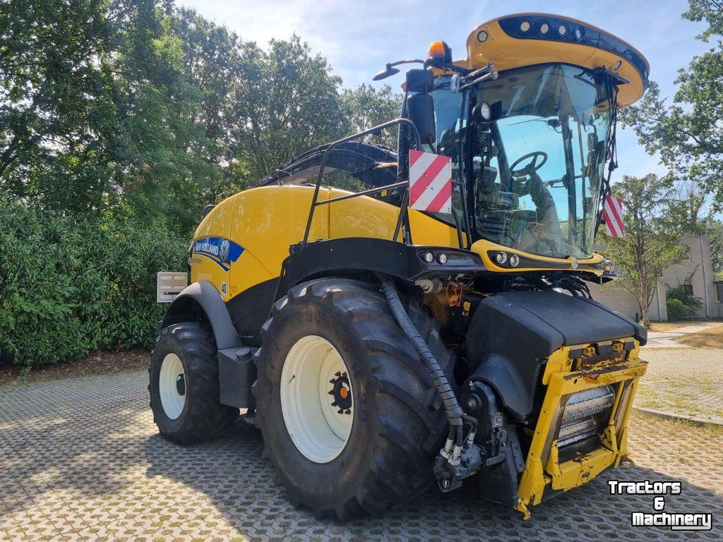 Veldhakselaar New Holland FR 780