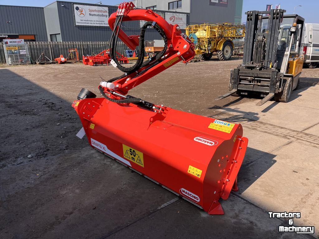 Klepelmaaier Maschio Giraffa XL 210