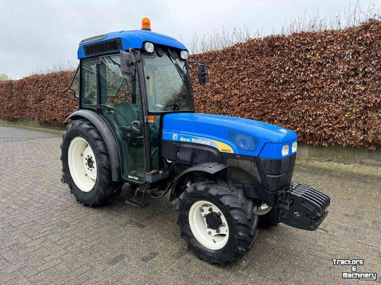 Traktoren New Holland TN95va