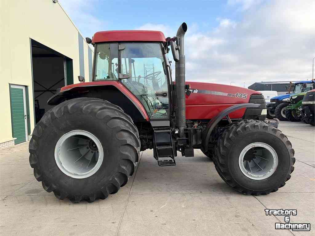 Tractor / Trekker Case-IH MX 135