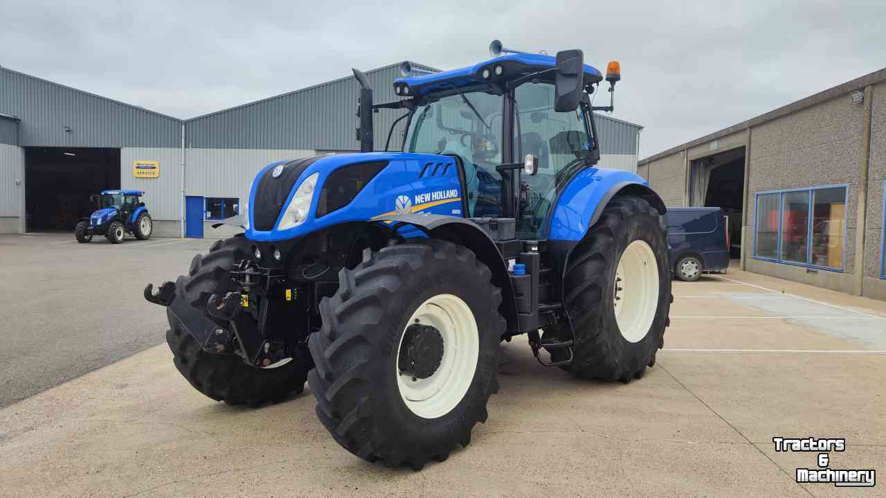 Tractor / Trekker New Holland T7.245 PC Sidewinder INT4