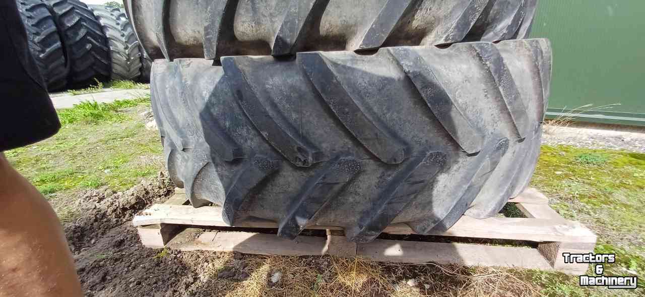 Wielen, Banden, Velgen & Afstandsringen Michelin 600/65R38 XM108