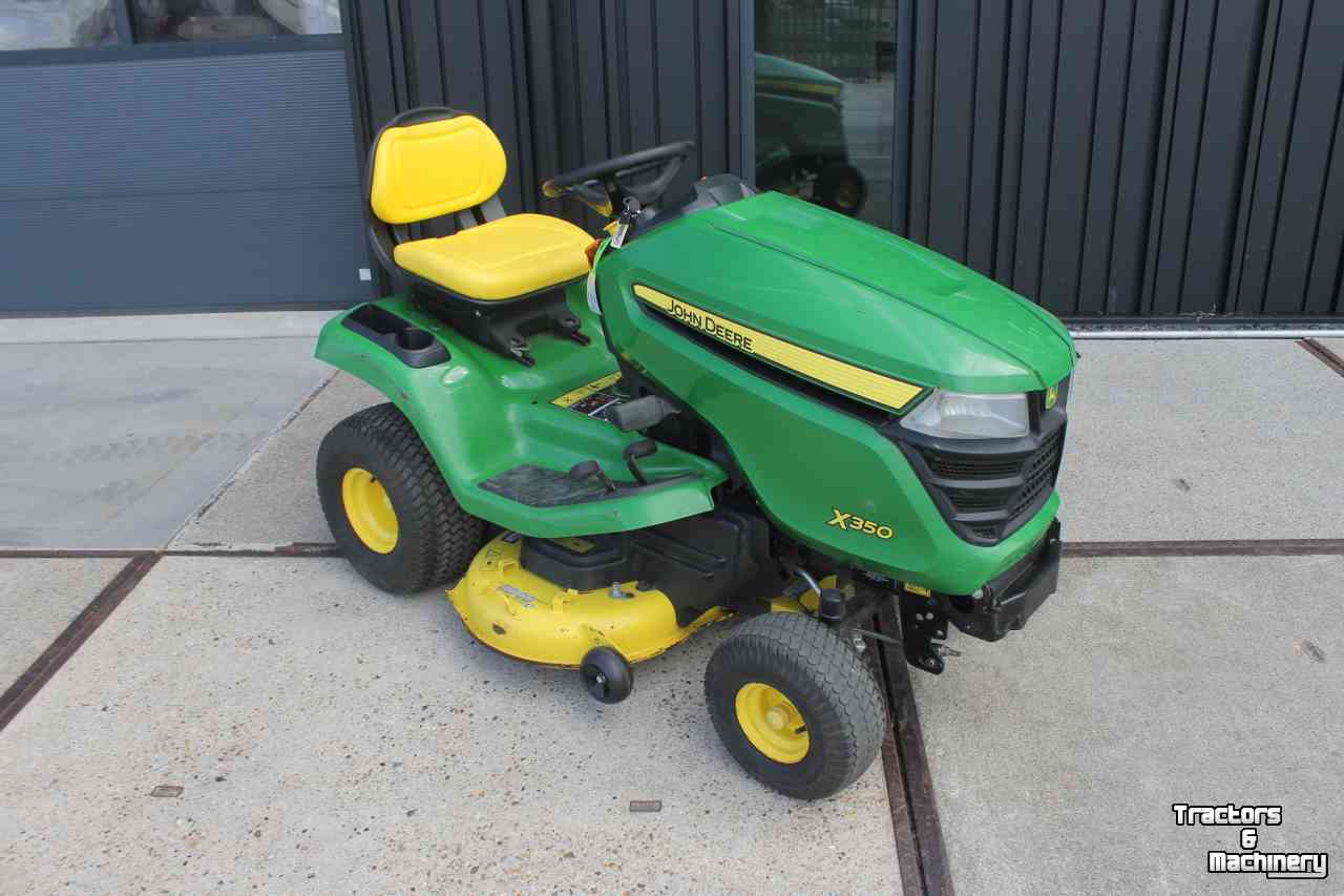Zitmaaier John Deere X350 zitmaaier maaitrekker mulching grasmaaier