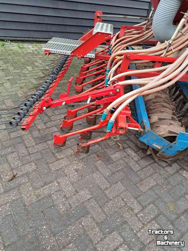 Zaaibed-combinatie / Zaaibedbereider Accord 3 meter zaaimachine