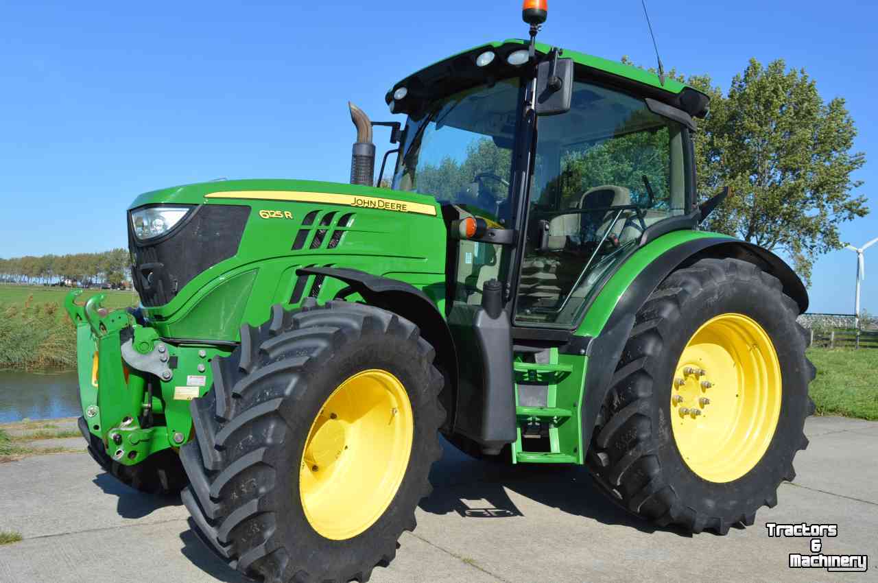 Tractor / Trekker John Deere 6125R