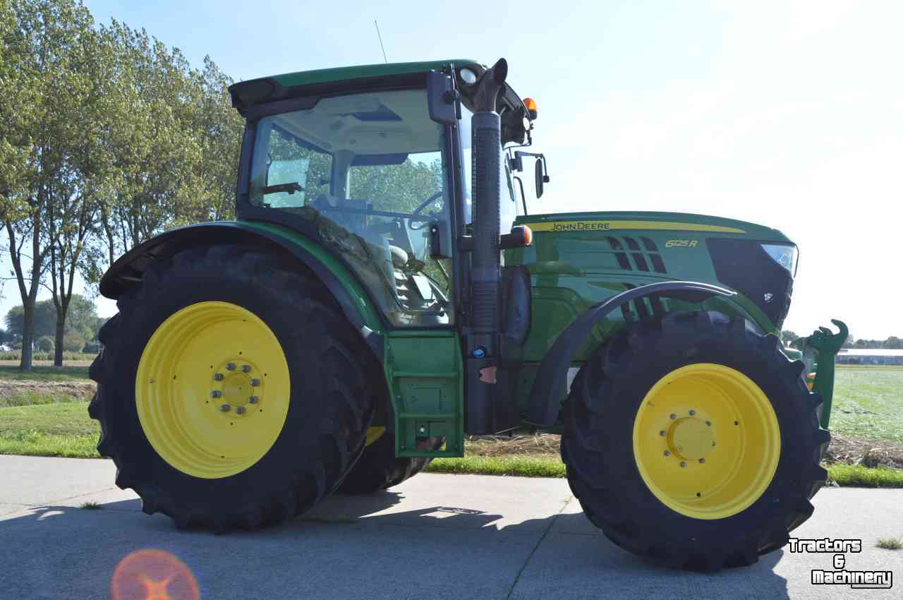 Tractor / Trekker John Deere 6125R