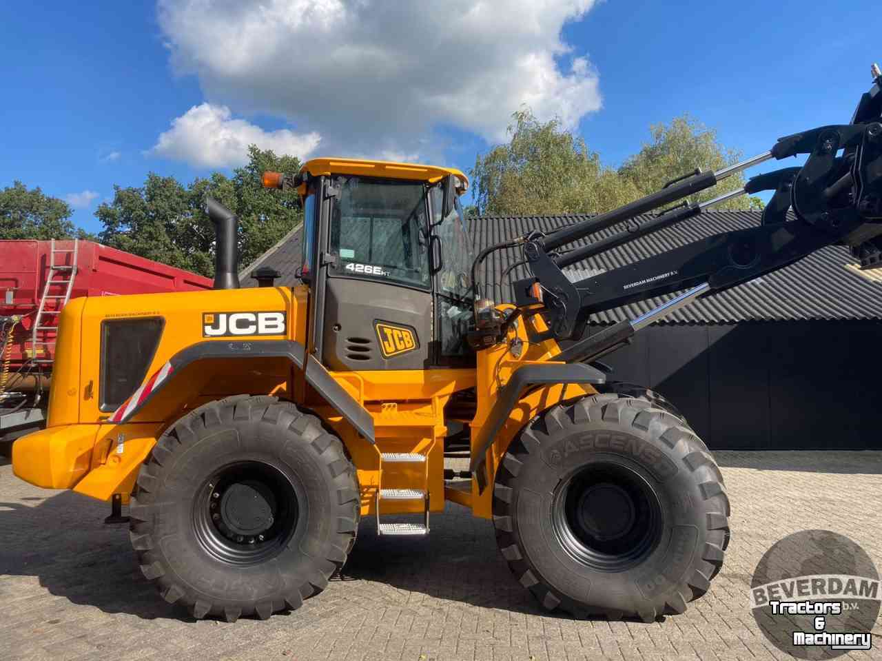 Shovel / Wiellader / Kniklader JCB 426 AGRI HT