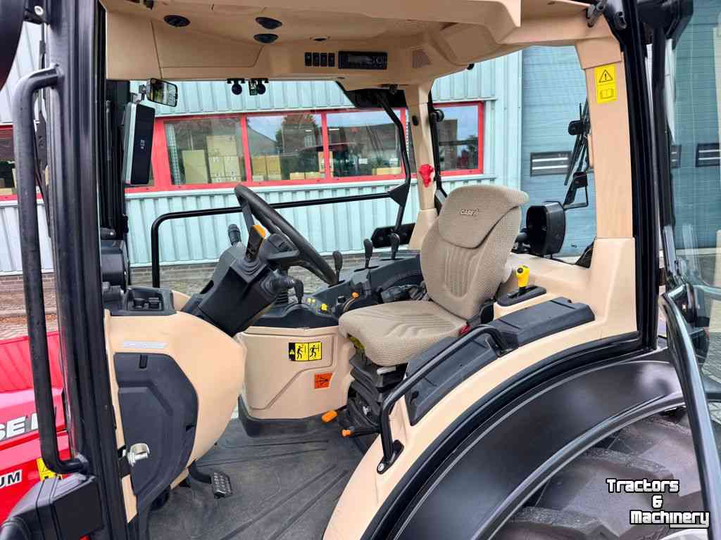 Smalspoor tractor Case Quantum 110N Stage V Cab CAT 4