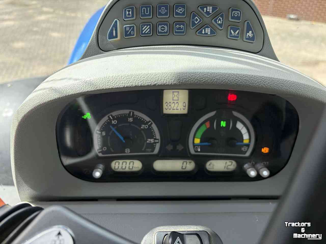 Tractor / Trekker New Holland T7.210 Powercommand 3800 uur!