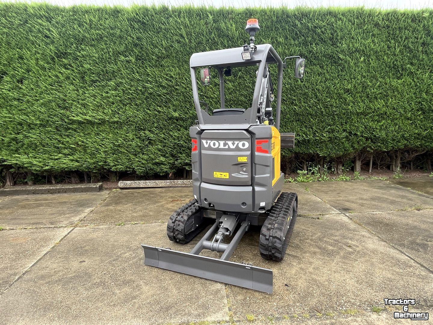 Mini-graver / Mini-graafmachine Volvo ECR 18E