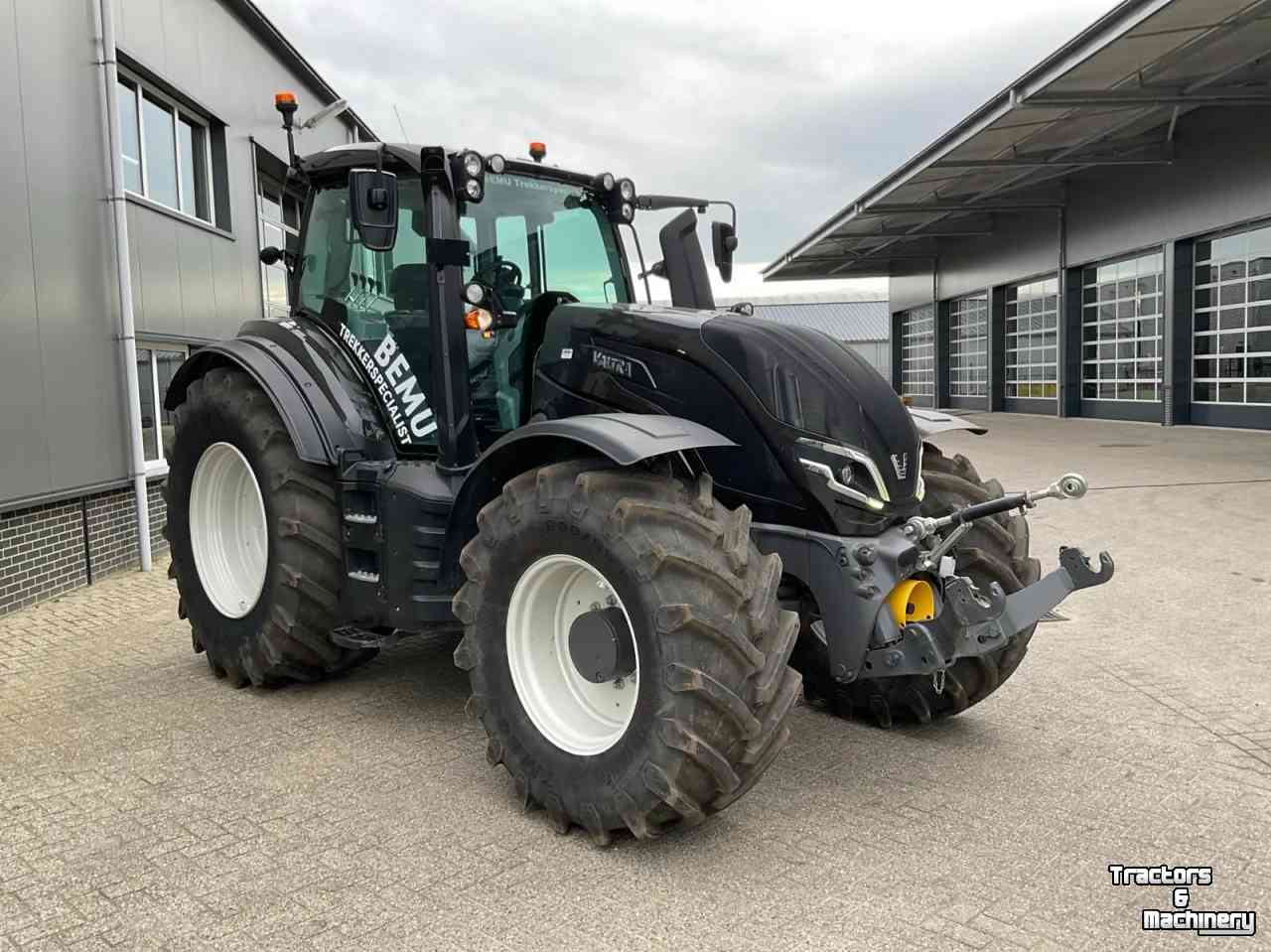 Tractor / Trekker Valtra T175 Active ecopower, 2024, 565 uur! GPS voorbereid! SUPER SCHERP!