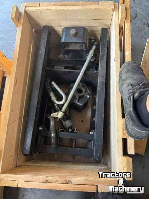 Overige traktoren en toebehoren Deutz-Fahr Diverse types 7200 bak