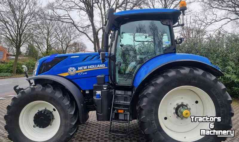 Traktoren New Holland T 7.245 AC Tractor
