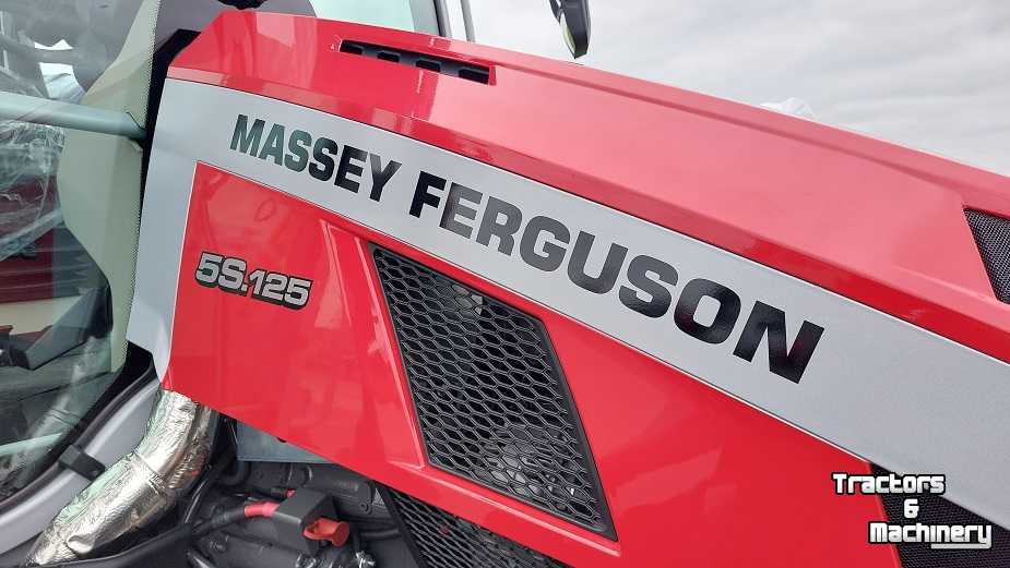 Traktoren Massey Ferguson 5S 125