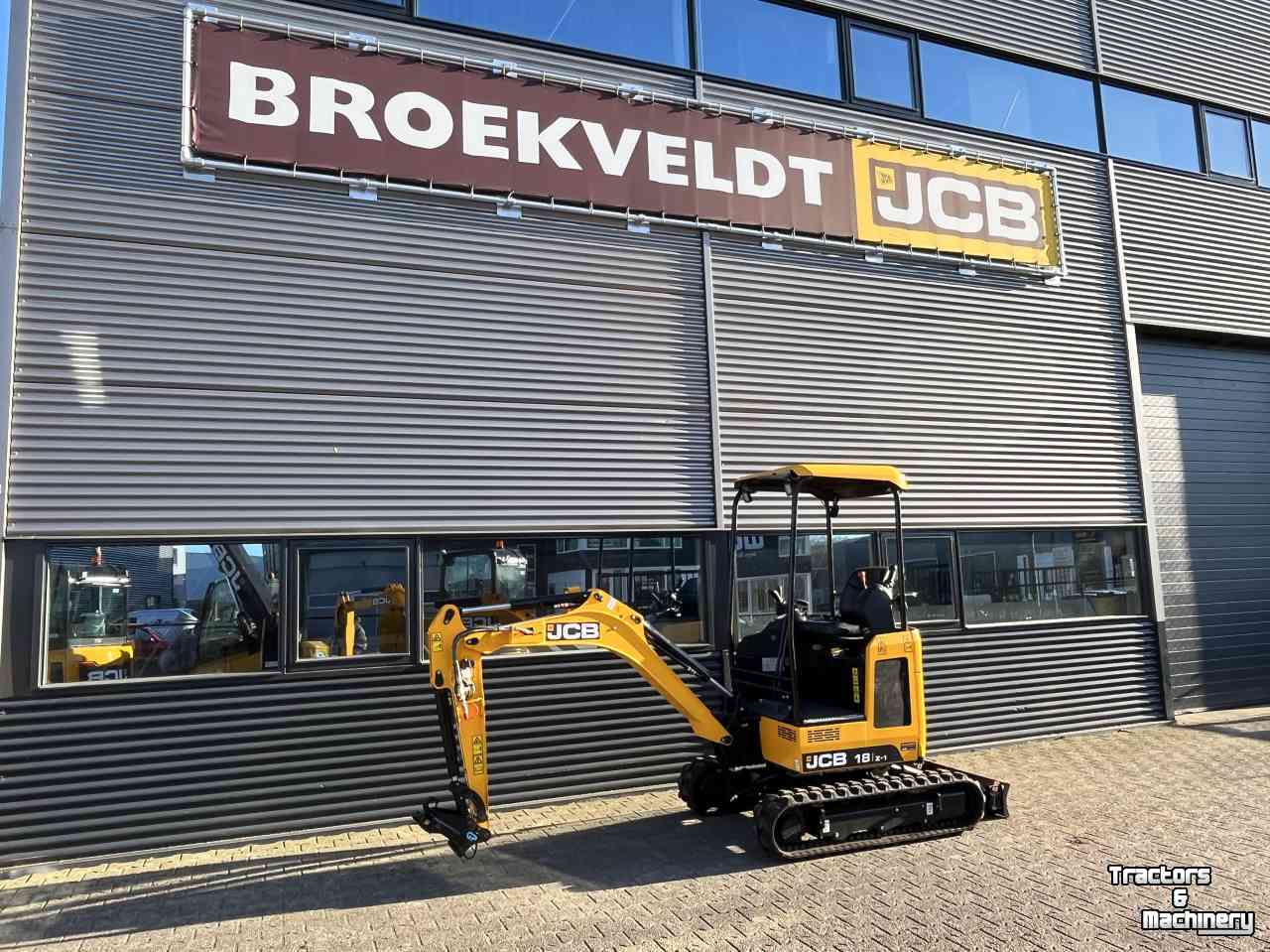 Mini-graver / Mini-graafmachine JCB 18Z-1 minigraafmachine
