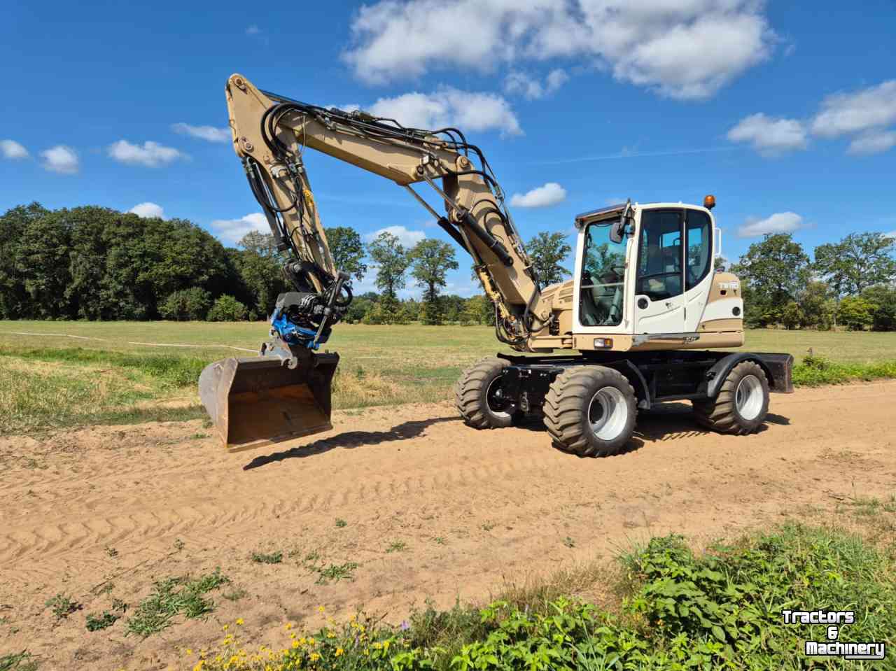 Bandenkraan / Graafmachine op wielen Terex TW 110