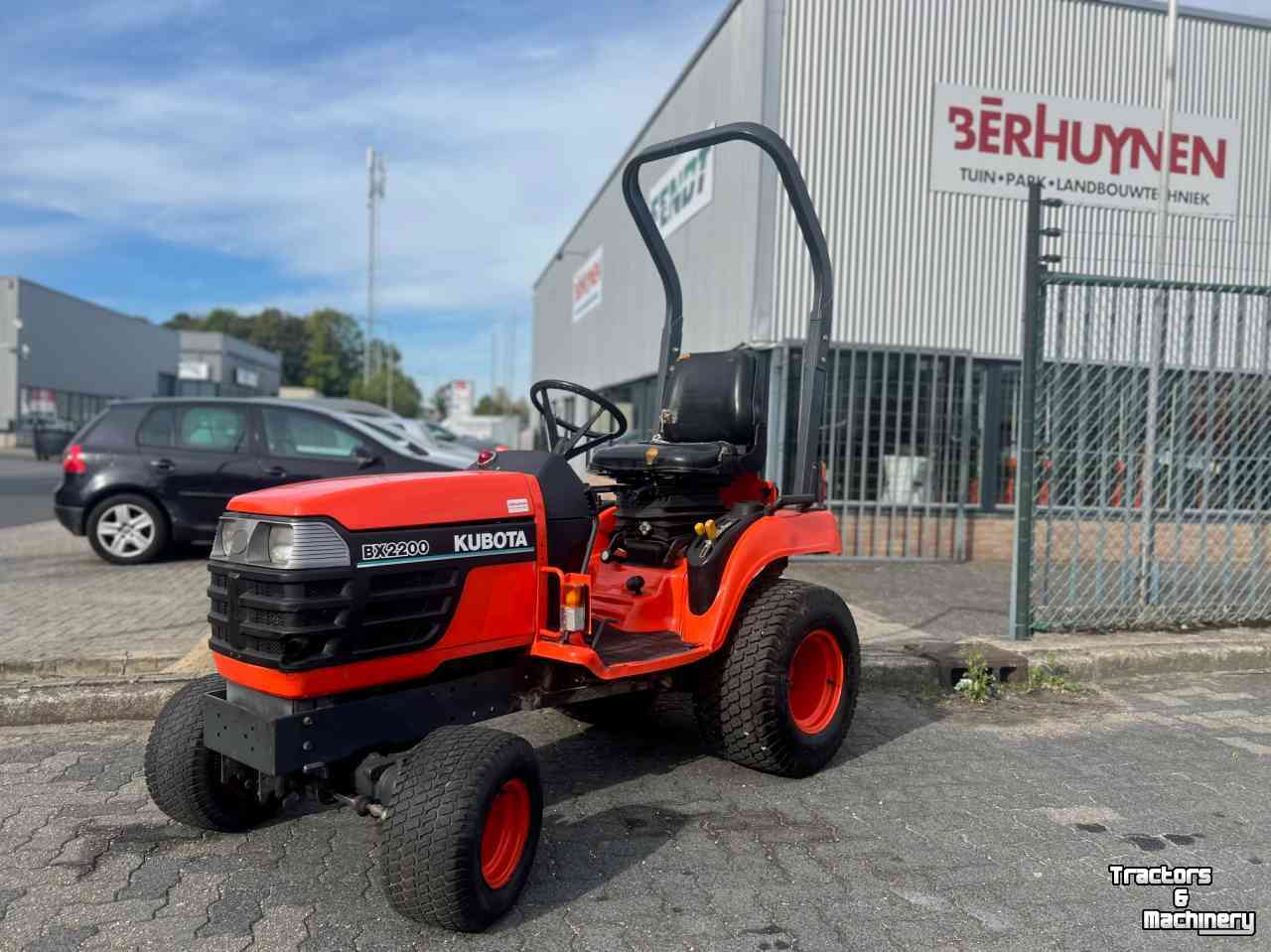 Smalspoor tractor Kubota BX2200