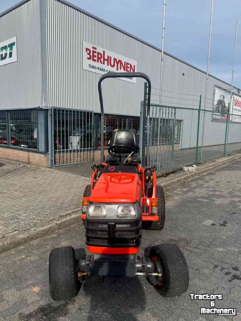 Smalspoor tractor Kubota BX2200