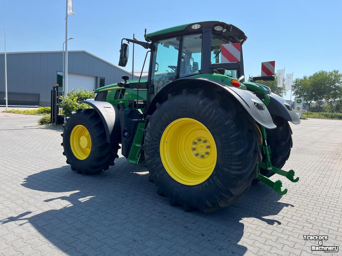 Tractor / Trekker John Deere 6M 155