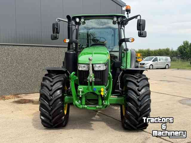 Tractor / Trekker John Deere 5100m