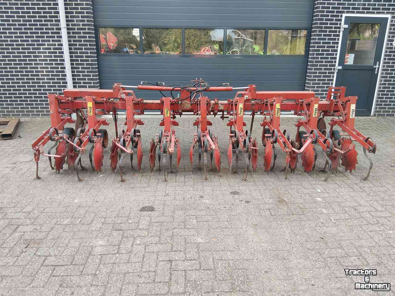 Schoffelmachine / Schoffelbalk Rau Polycrop Schoffelmachine 8 rijen
