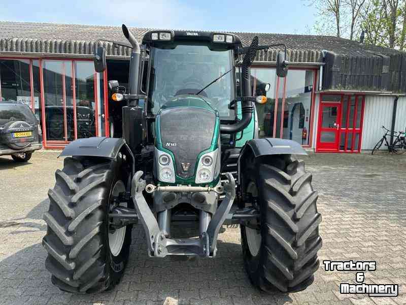 Traktoren Valtra N143 HiTech