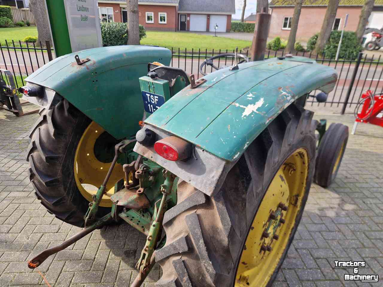 Traktoren John Deere 1120
