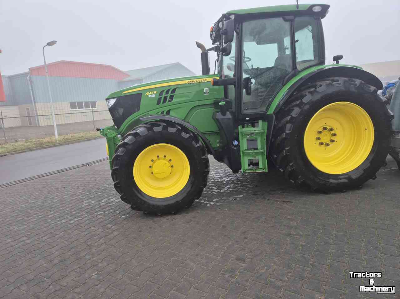 Tractor / Trekker John Deere 6145 R