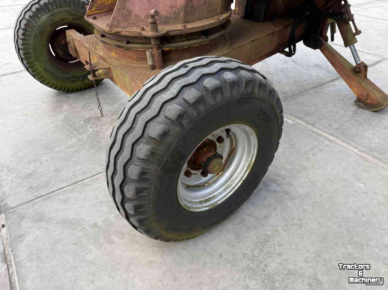 Overige bouwmachines, grondverzetmachines en toebehoren Bazzoli Landbouwkraan , getrokken kraan