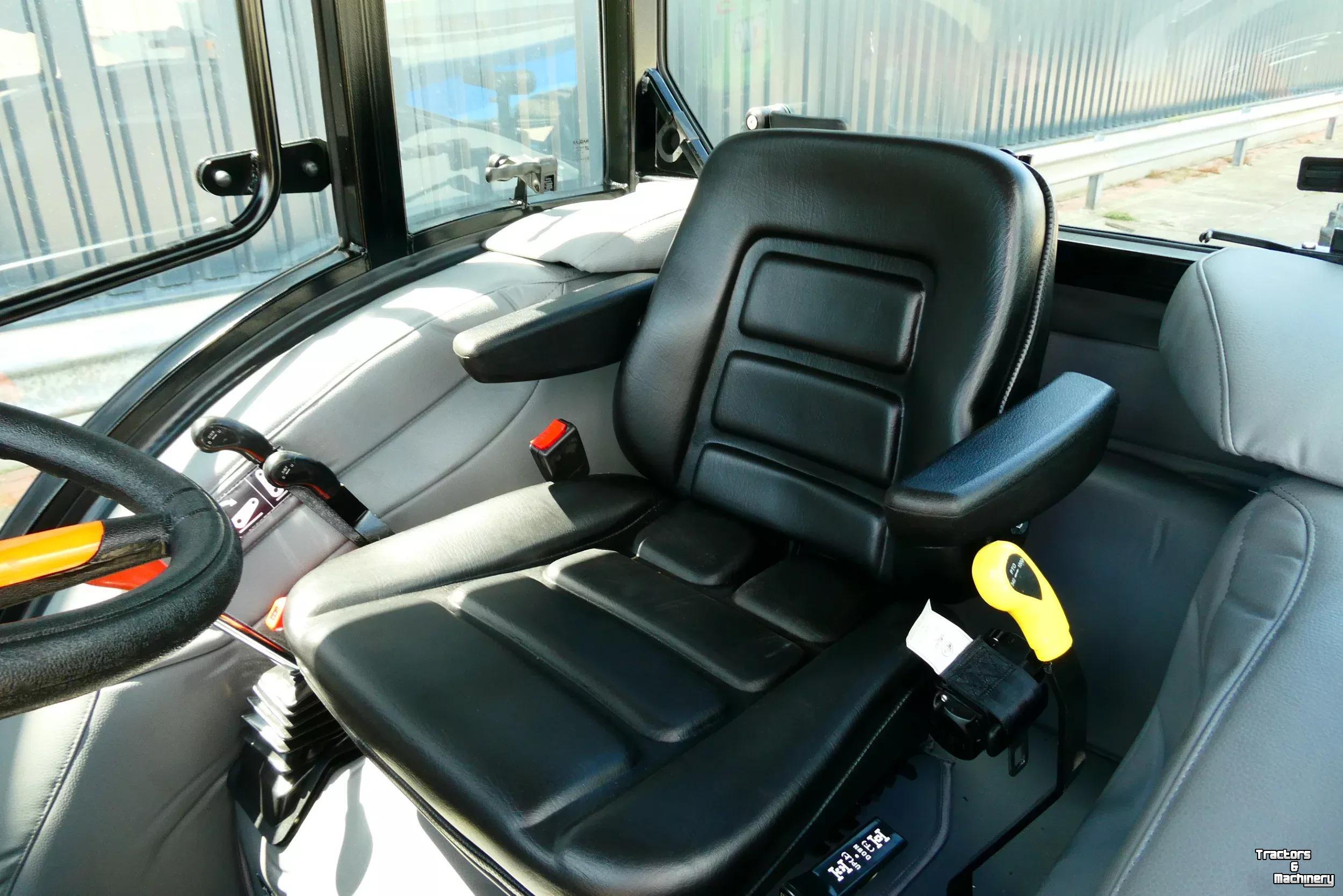 Tractor / Trekker Knegt 504 G3 Cabine