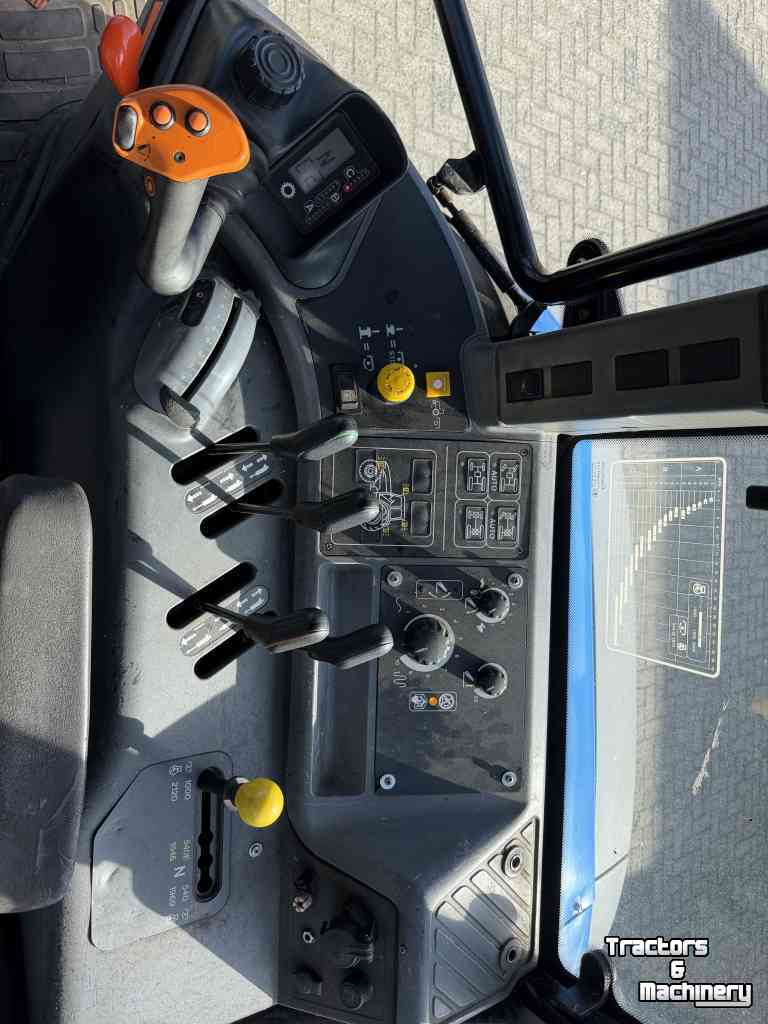 Tractor / Trekker New Holland TM140 RC