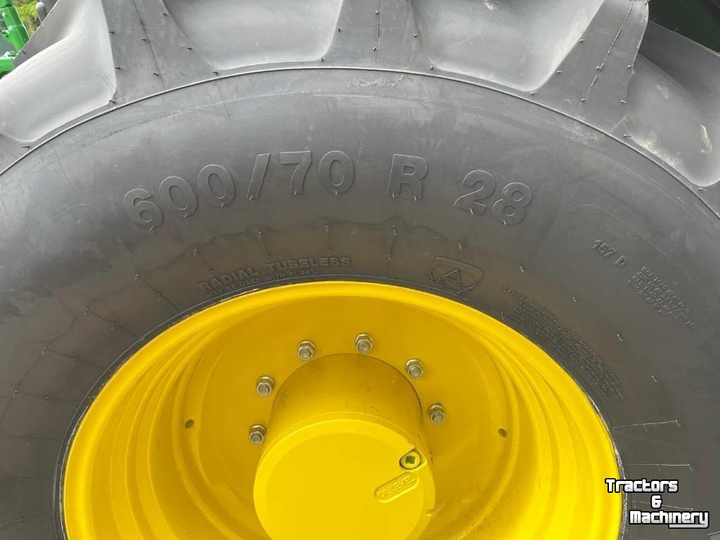 Tractor / Trekker John Deere 6R195