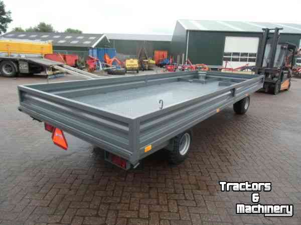 Vierwielige wagen / Landbouwwagen Agomac Stratenmakerswagen / Bakkenwagen / Machinetransporter