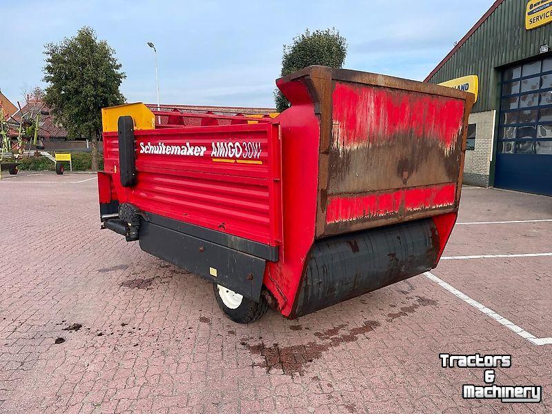 Voerverdeelwagen  / Voerdoseerwagen Schuitemaker Amigo 30W