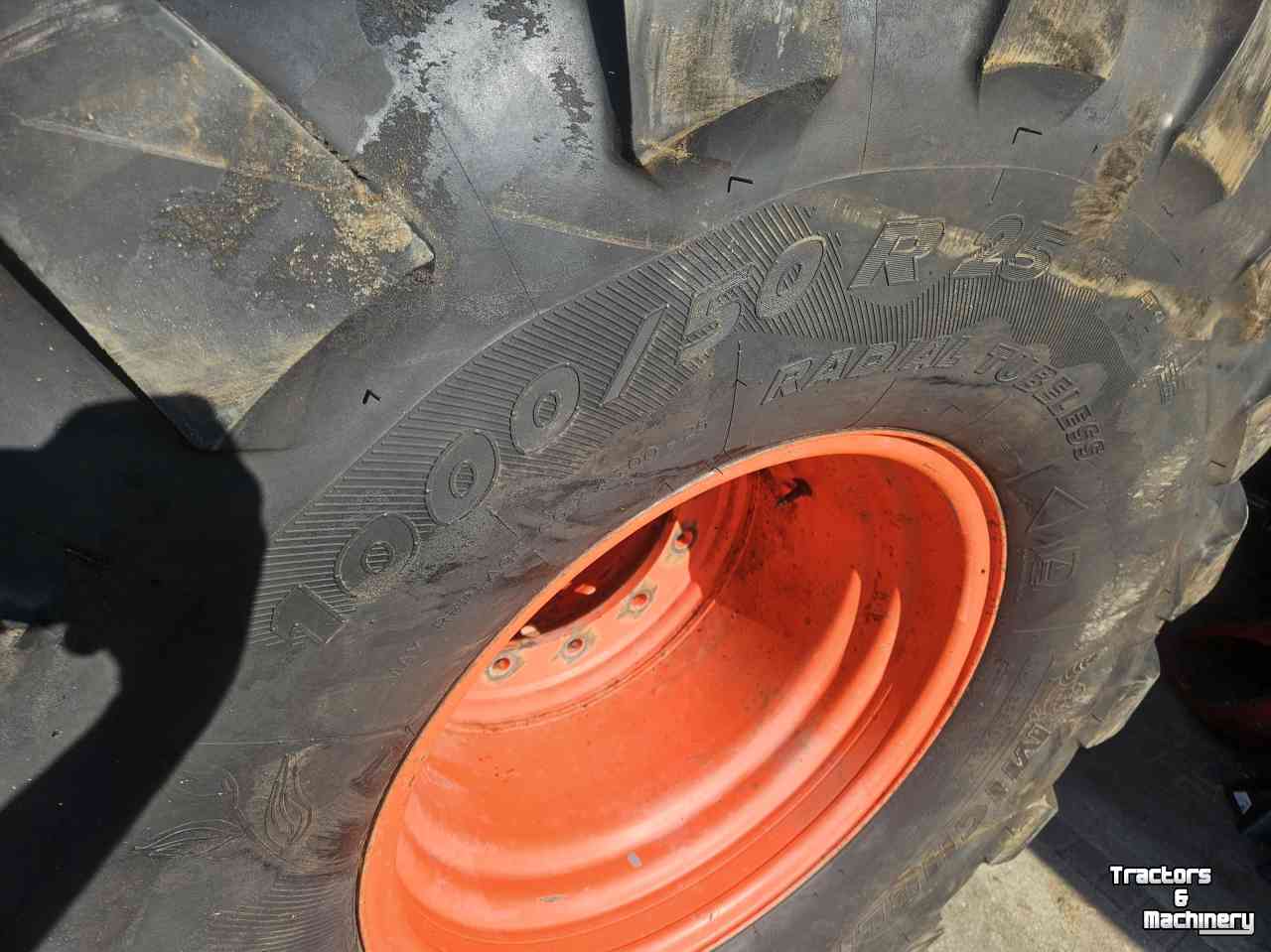 Wielen, Banden, Velgen & Afstandsringen Michelin 1000/50R25. 40 mm