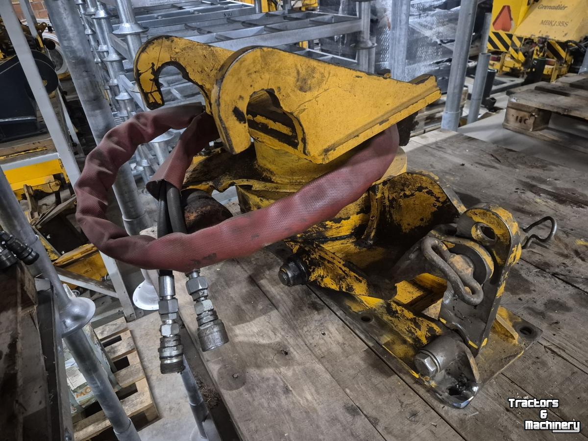 Maaikorf  Roter draaikop met pendel