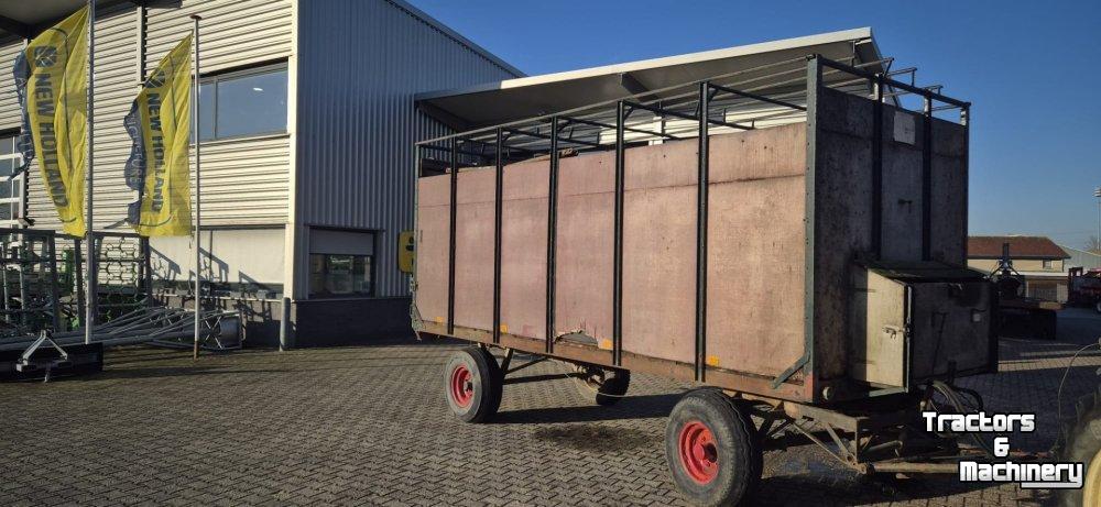 Dieplader / Aanhanger  VIERWIELIGE VEEKAR