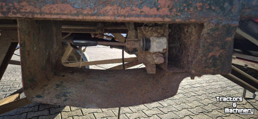 Dieplader / Aanhanger  VIERWIELIGE VEEKAR