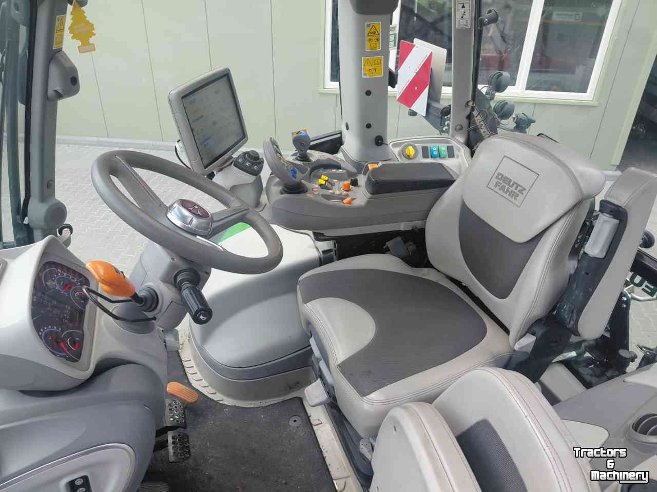 Tractor / Trekker Deutz-Fahr 8280 TTV