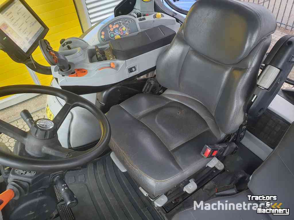 Tractor / Trekker New Holland T7.235