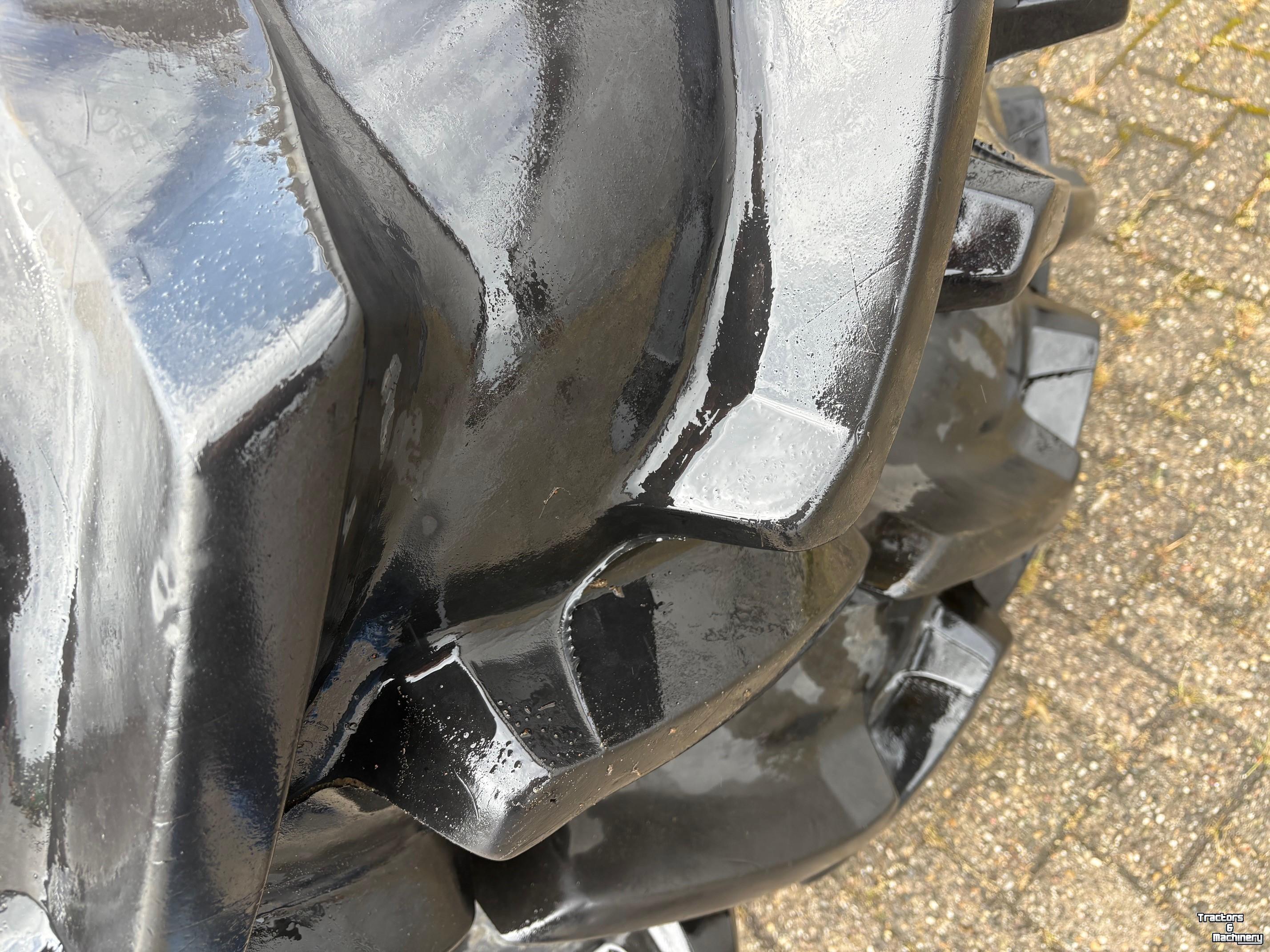Wielen, Banden, Velgen & Afstandsringen Pirelli 18.4R38 ploegbanden