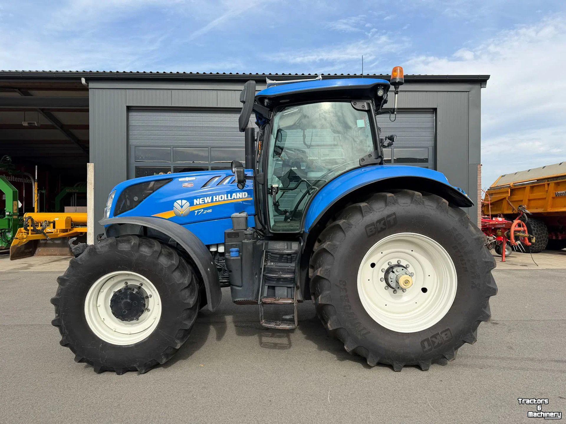 Tractor / Trekker New Holland T7.245 Autocommand