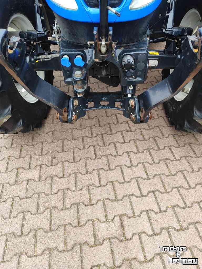 Tractor / Trekker New Holland T5.140 AC VERKOCHT