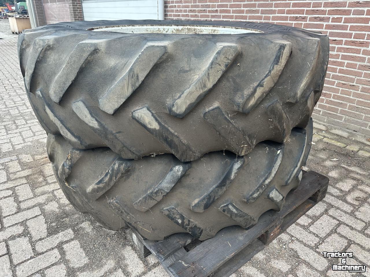 Wielen, Banden, Velgen & Afstandsringen Good Year Good Year banden 18.4 R38