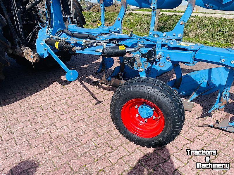 Ploegen Lemken Juwel 8 Vario 4-schaar